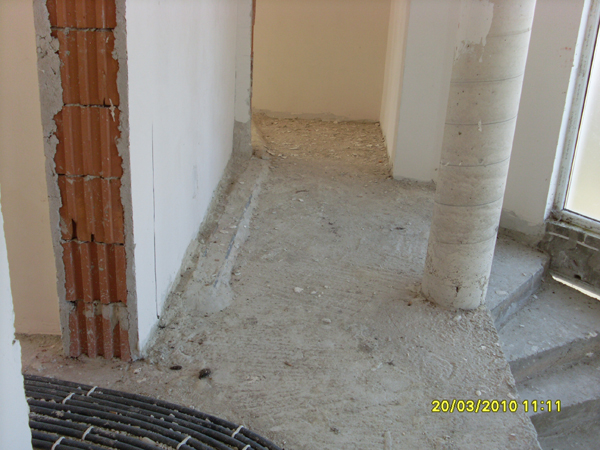 Frist floor corridor towards centre and main bedroom and stairs